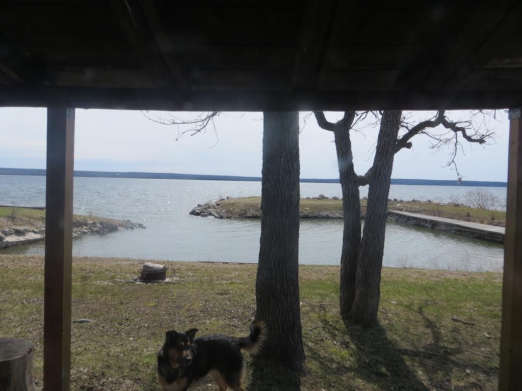 Lake Wolsey Cabins Hotel Gore Bay Esterno foto