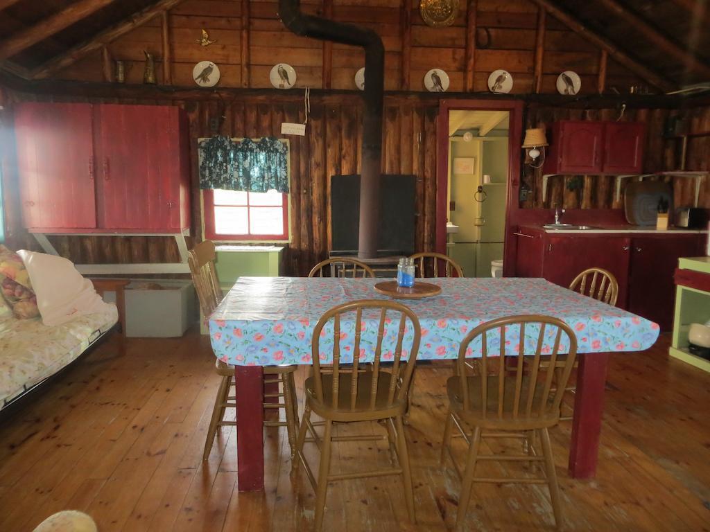 Lake Wolsey Cabins Hotel Gore Bay Camera foto